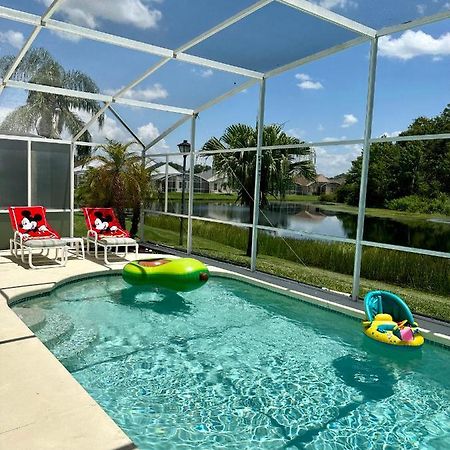 Private Pool With A Beautiful View Overlooking The Lake! Near Disney - Universal Kissimmee Buitenkant foto
