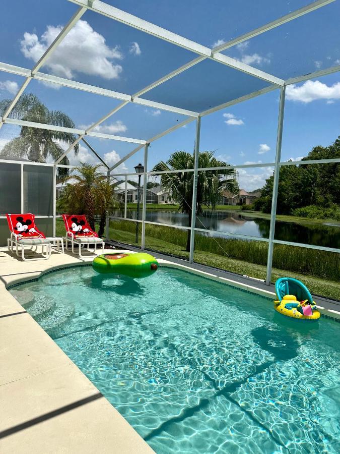 Private Pool With A Beautiful View Overlooking The Lake! Near Disney - Universal Kissimmee Buitenkant foto